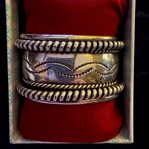 Vintage Tahe Navajo Double Coil Cuff. 93.6 grm silver